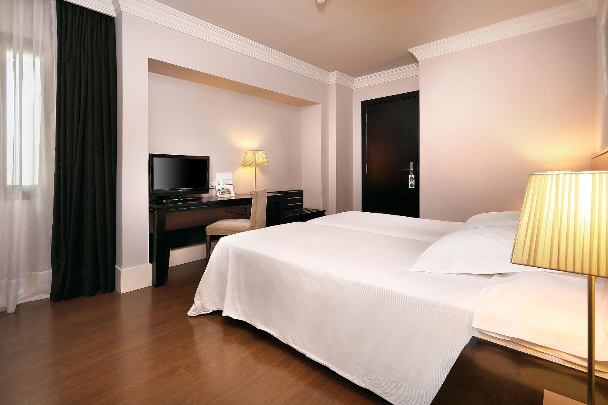 Basic Double Room 1 or 2 beds,1539082156:JPEG