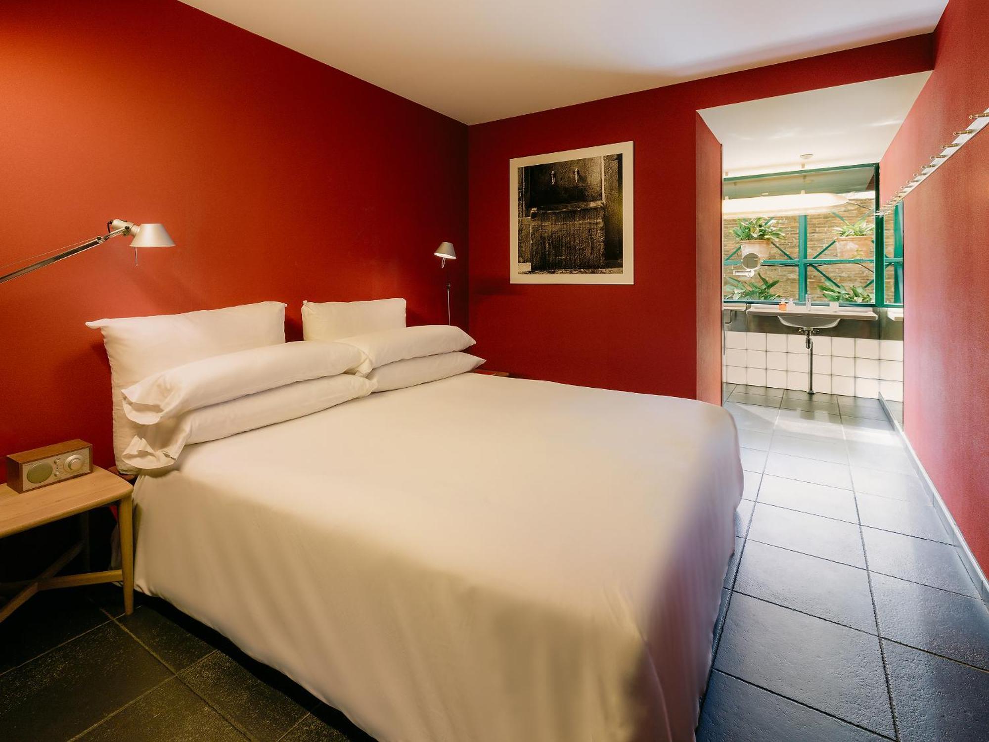 King Room Garden View