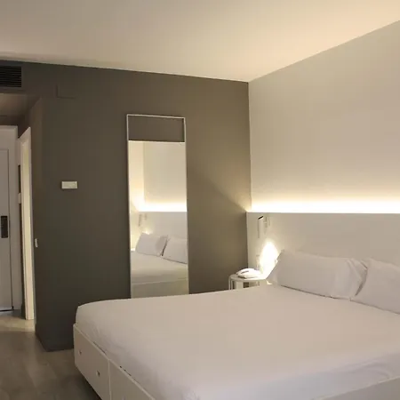 Pol & Grace Hotel-3